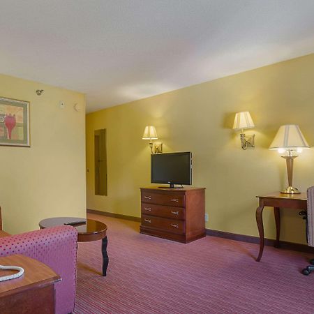 Surestay Plus Hotel By Best Western Durham Medical Center 외부 사진