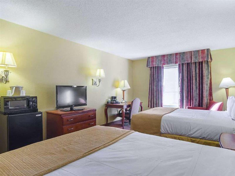 Surestay Plus Hotel By Best Western Durham Medical Center 외부 사진