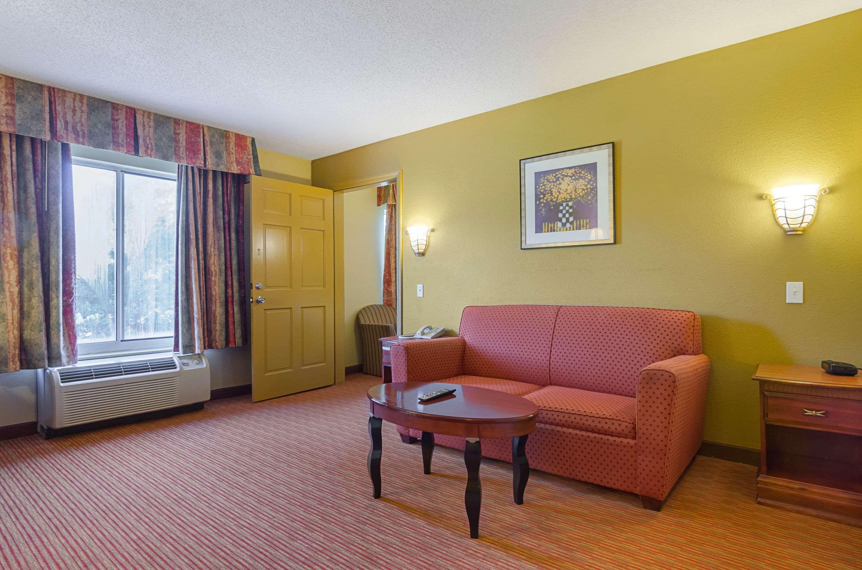 Surestay Plus Hotel By Best Western Durham Medical Center 외부 사진
