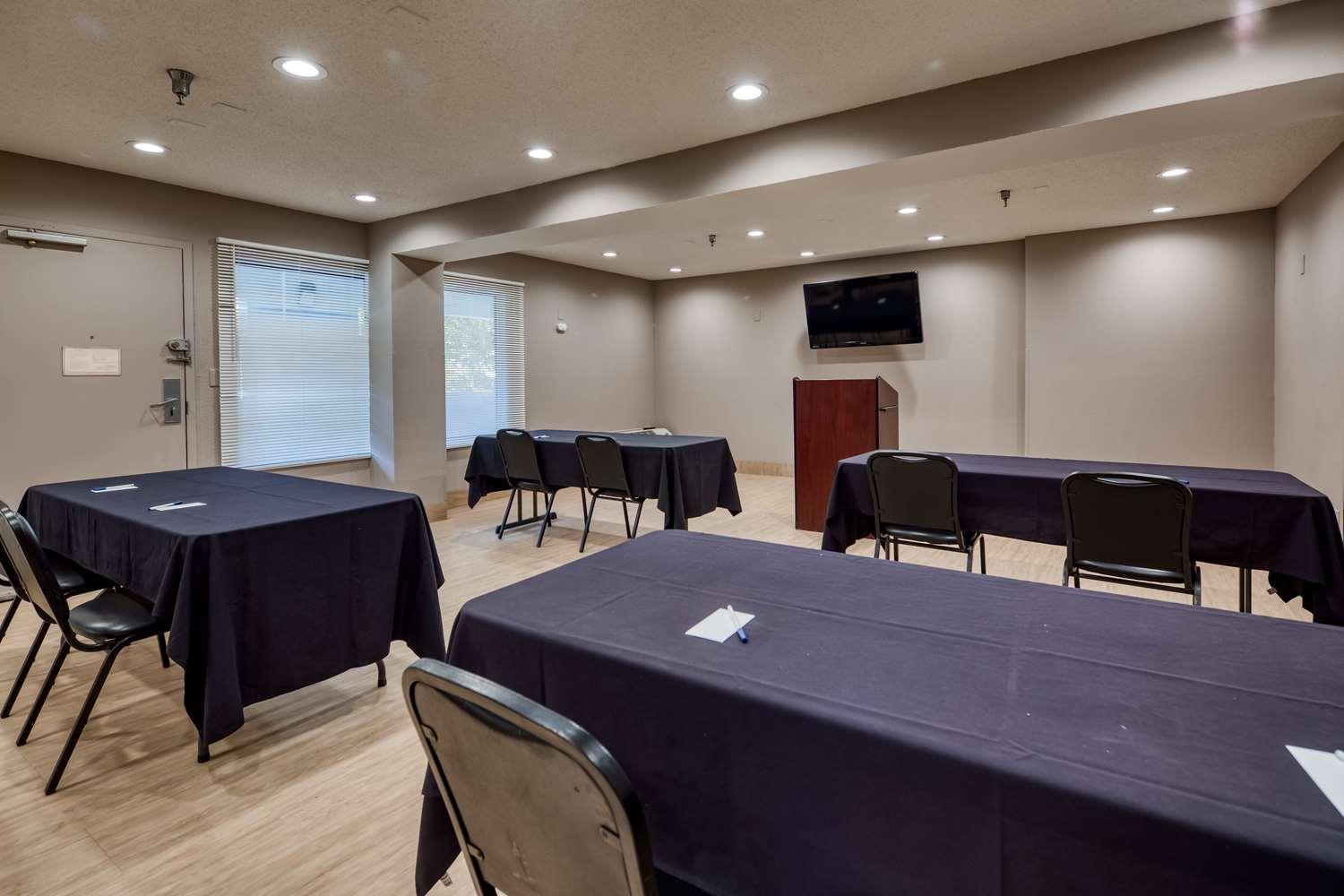 Surestay Plus Hotel By Best Western Durham Medical Center 외부 사진