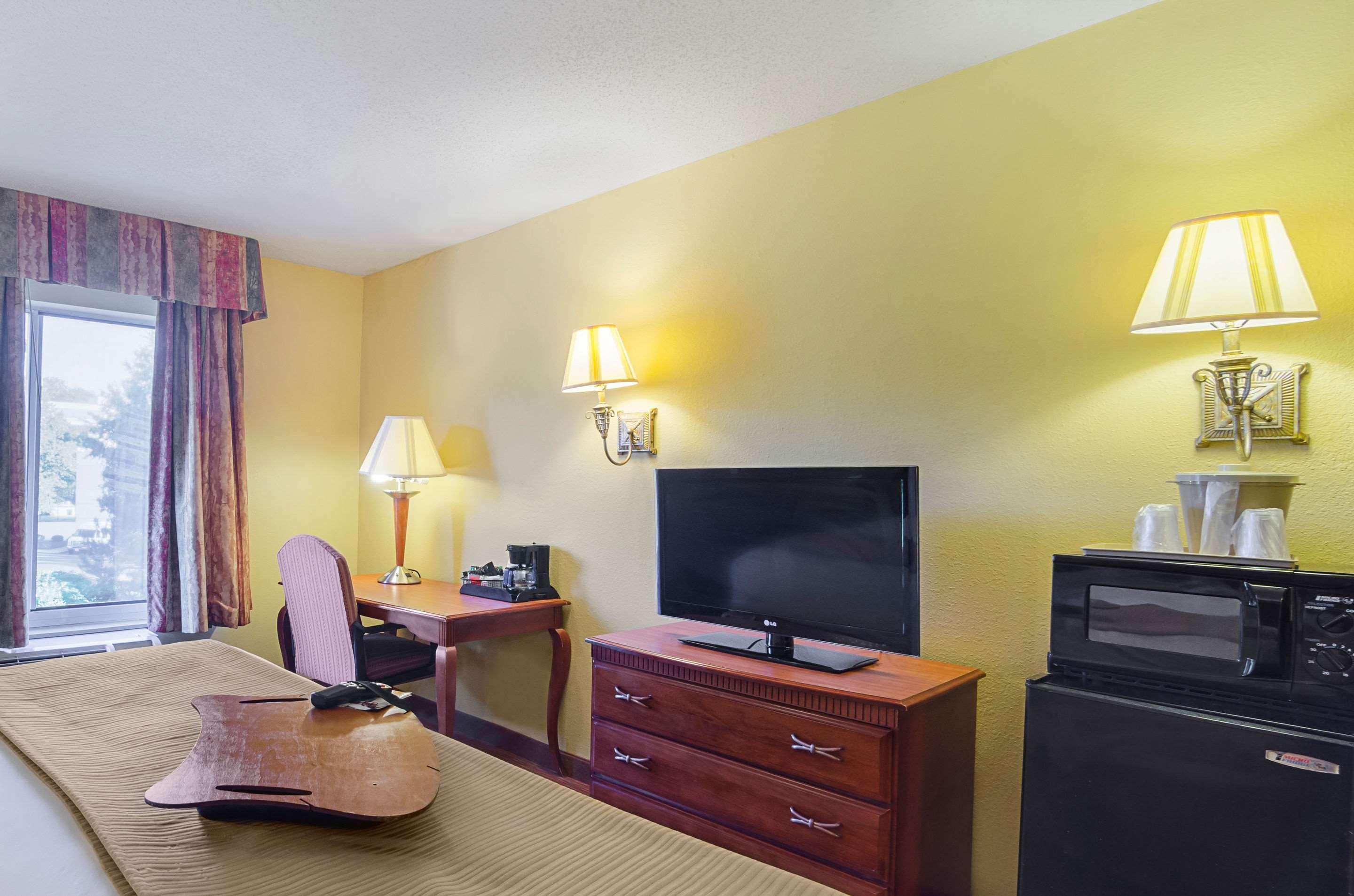 Surestay Plus Hotel By Best Western Durham Medical Center 외부 사진