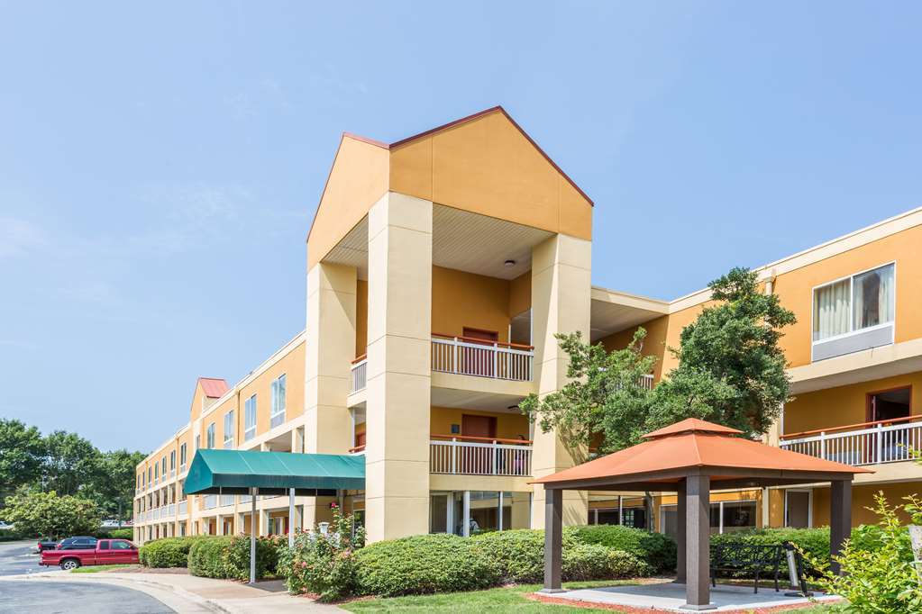 Surestay Plus Hotel By Best Western Durham Medical Center 외부 사진